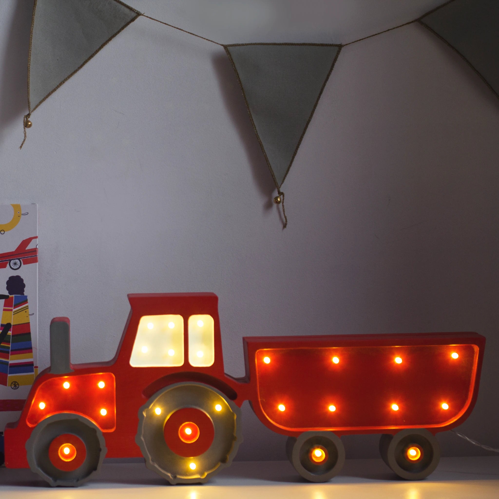 Holzlampe Traktor rot - Little Lights