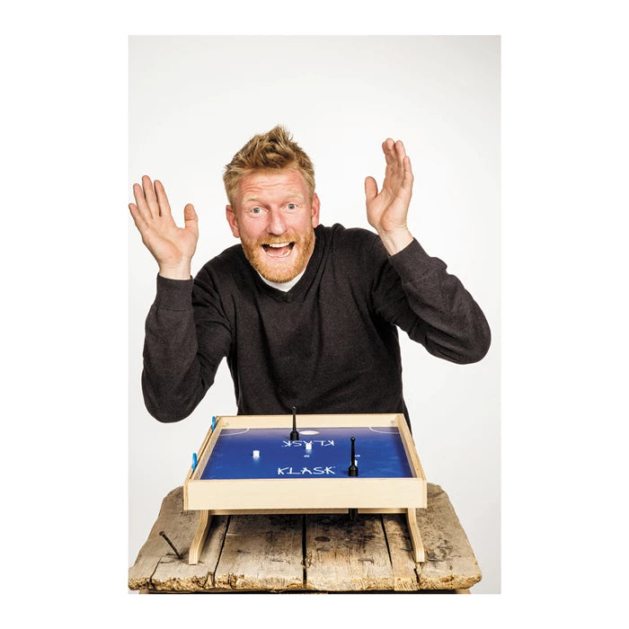 KLASK – Das magnetische Actionspiel aus Dänemark für 2 Spieler ab 8 Jahren